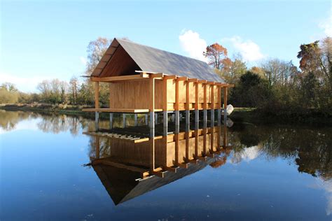 Fish Hut .